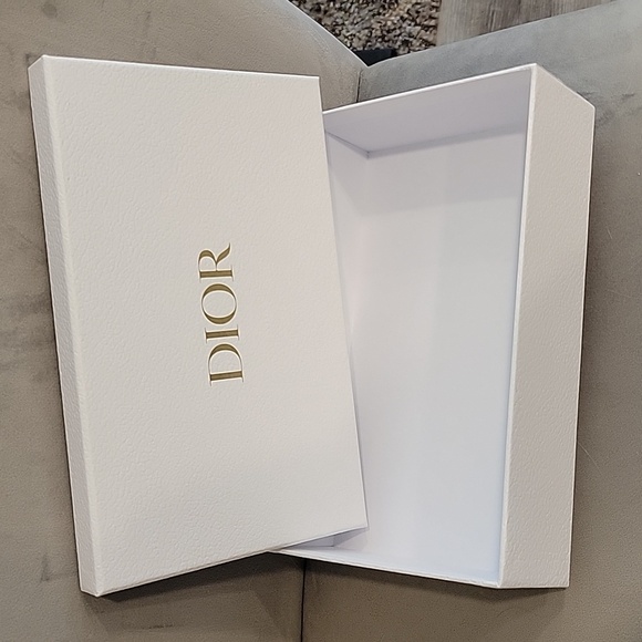 Dior White Scarf or Wallet Box - Picture 4 of 4
